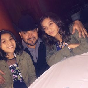 Meet your Posher, Abel